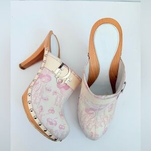 Christian Dior White Pink 2005 logo Monogram Romantique Trotter Mules clogs 40.5